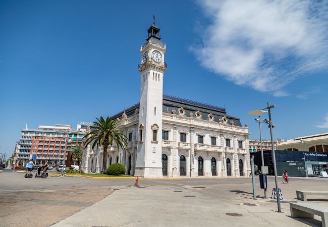 Apartment in Valencia / València - TH Port Valencia 4a Planta meses