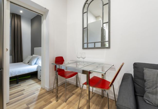 Apartment in Madrid - M (PRE2B) Moderno diseño Madrid centro Sol 5
