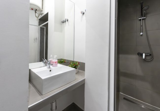 Apartment in Madrid - M (PRE2B) Moderno diseño Madrid centro Sol 5