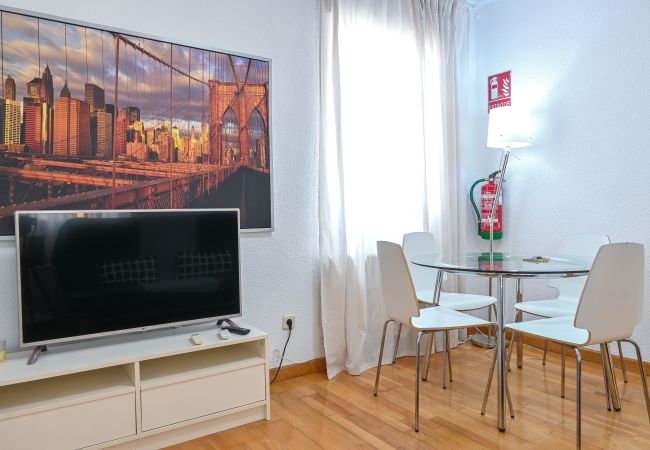 Apartment in Madrid - M (DF21) Ático en el Museo Reina Sofía - Atocha