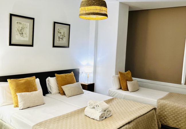 Apartment in Valencia / València - A (VA012.1) TH Ayuntamiento 1A