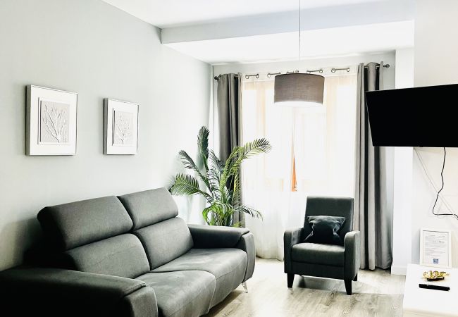 Apartment in Valencia / València - A (VA012.1) TH Ayuntamiento 1A