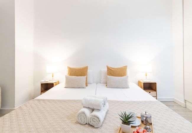 Apartment in Valencia / València - A (VA012.1) TH Ayuntamiento 1A