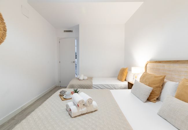 Apartment in Valencia / València - A (VA012.1) TH Ayuntamiento 1A