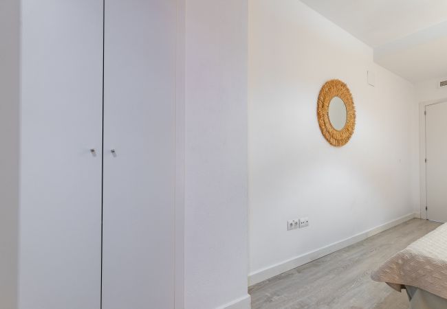 Apartment in Valencia / València - A (VA012.1) TH Ayuntamiento 1A