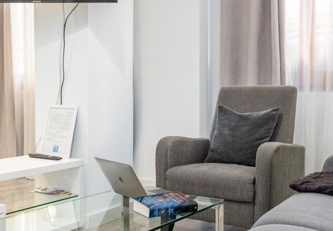 Apartment in Valencia / València - A (VA012.1) TH Ayuntamiento 1A