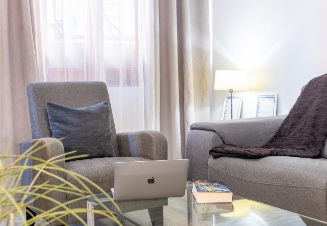 Apartment in Valencia / València - A (VA012.1) TH Ayuntamiento 1A