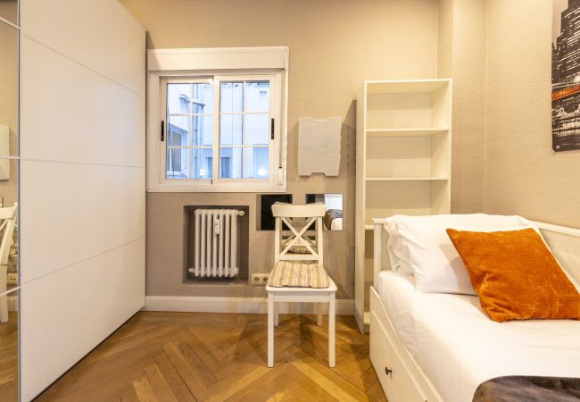 Apartment in Madrid - M (AVA24) Bº Salamanca-Guindalera