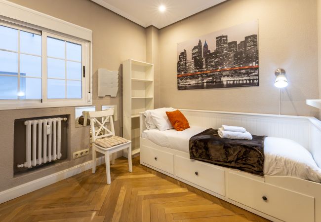 Apartment in Madrid - M (AVA24) Bº Salamanca-Guindalera