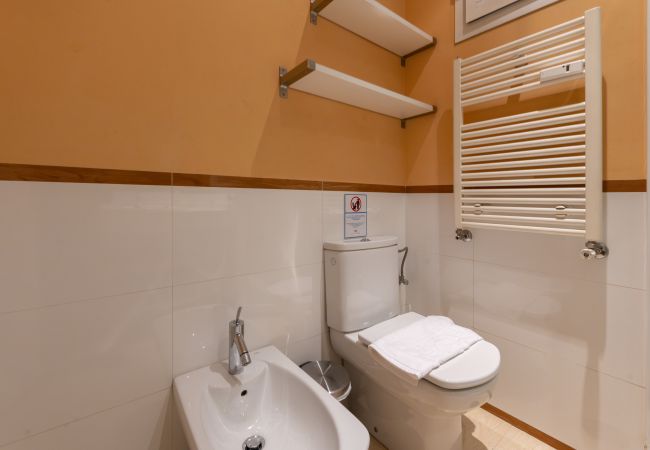 Apartment in Madrid - M (AVA24) Bº Salamanca-Guindalera