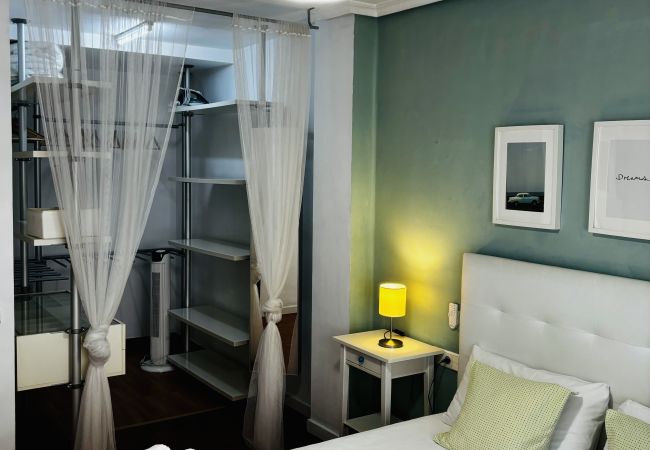 Apartment in Valencia / València - A (VA039) TH Mestalla.
