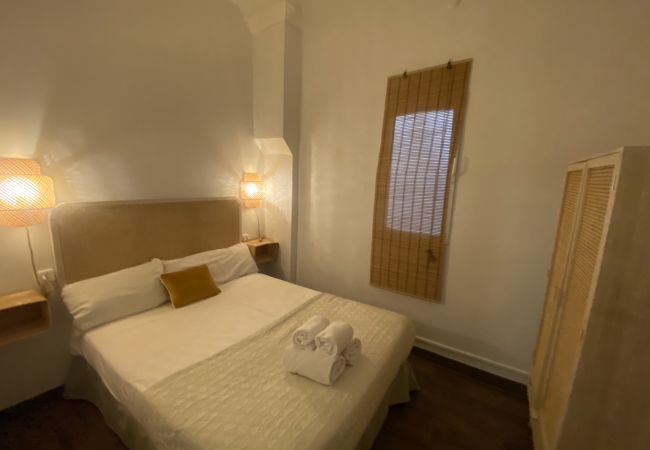 Apartment in Valencia / València - A (VA046) TH Cabanyal