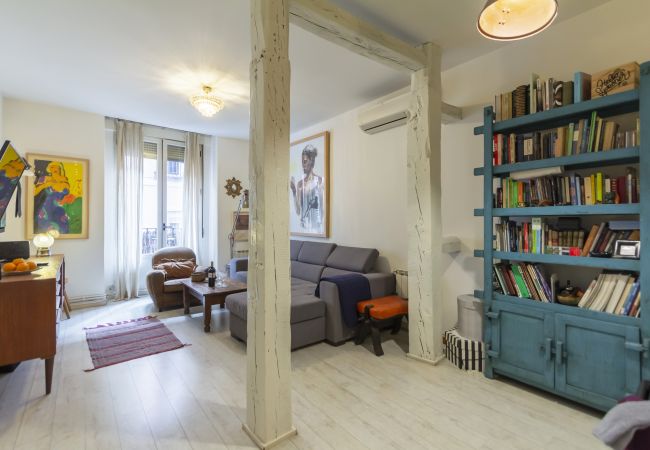 Apartment in Madrid - M (EST8) Apto. Tribunal-Malasaña-Chueca