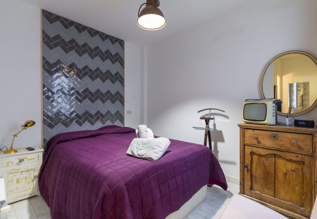 Apartment in Madrid - M (EST8) Apto. Tribunal-Malasaña-Chueca