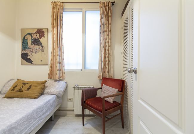 Apartment in Madrid - M (EST8) Apto. Tribunal-Malasaña-Chueca