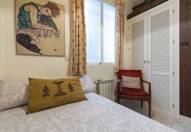 Apartment in Madrid - M (EST8) Apto. Tribunal-Malasaña-Chueca