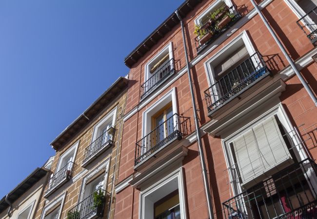 Apartment in Madrid - M (EST8) Apto. Tribunal-Malasaña-Chueca