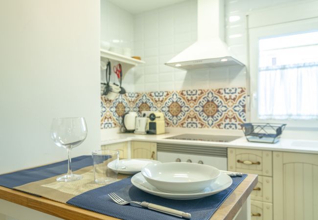 Apartment in Madrid - M (SDM21) Coqueto apto. Vallecas Free WIFI