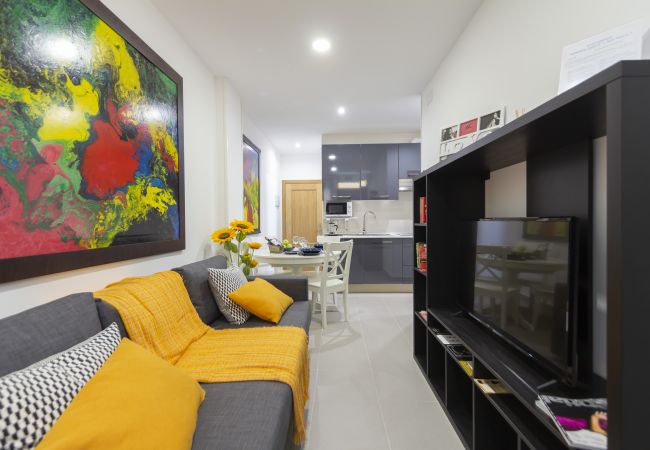 Apartment in Madrid - M (HGA5A) LUXE Madrid Norte R. Madrid Stadium