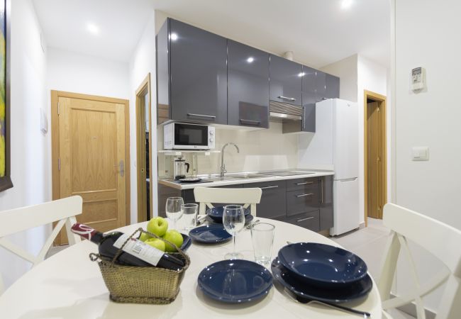 Apartment in Madrid - M (HGA5A) LUXE Madrid Norte R. Madrid Stadium