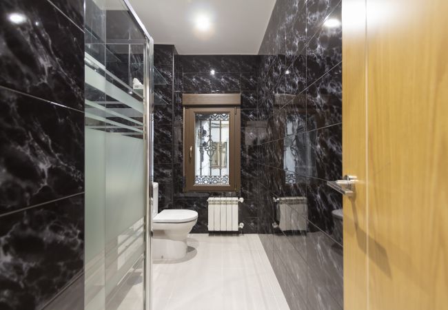 Apartment in Madrid - M (HGA5A) LUXE Madrid Norte R. Madrid Stadium