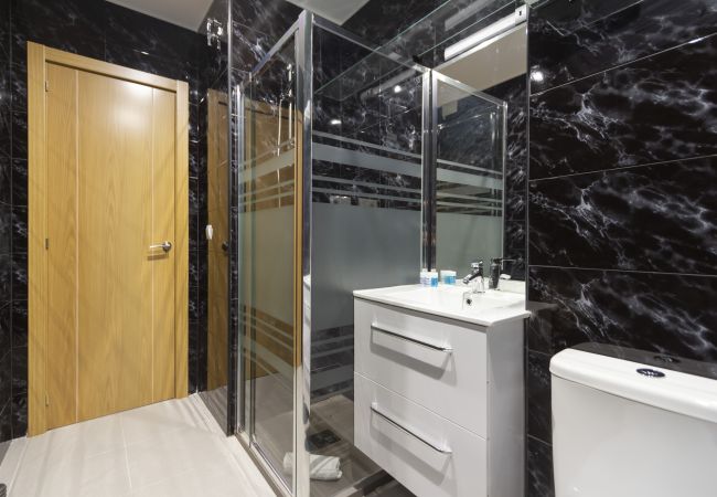Apartment in Madrid - M (HGA5A) LUXE Madrid Norte R. Madrid Stadium