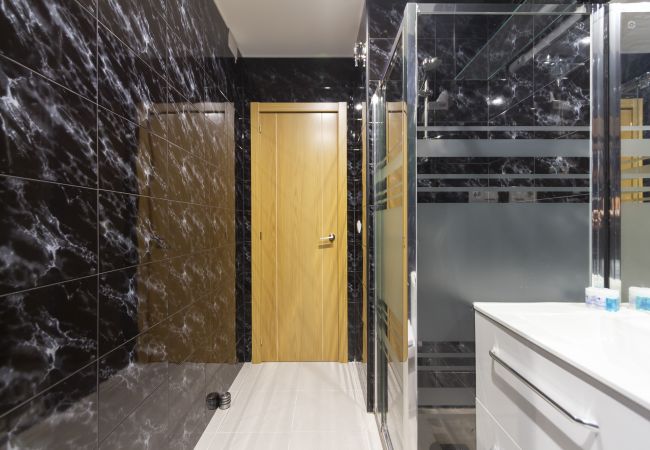 Apartment in Madrid - M (HGA5A) LUXE Madrid Norte R. Madrid Stadium
