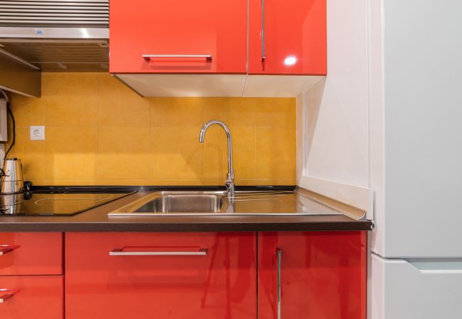 Apartment in Madrid - M (HGA5B) LUXE Madrid Norte R. Madrid Stadium