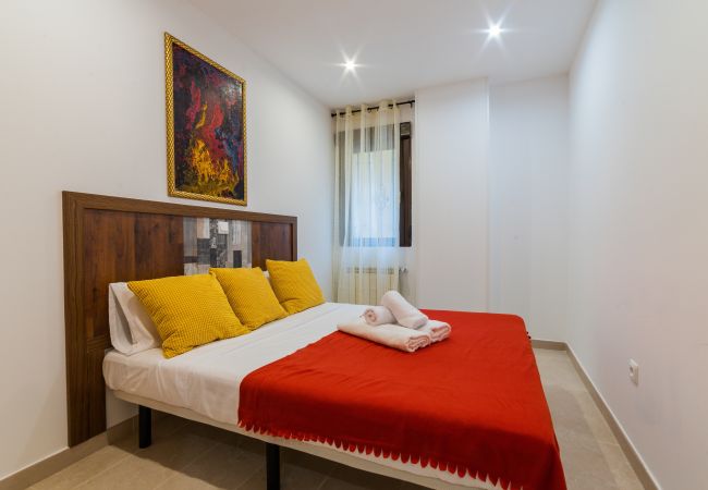 Apartment in Madrid - M (HGA5B) LUXE Madrid Norte R. Madrid Stadium