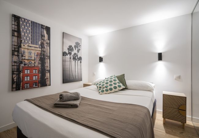 Apartment in Madrid - M (MPE35) Apartamento dúplex con patio