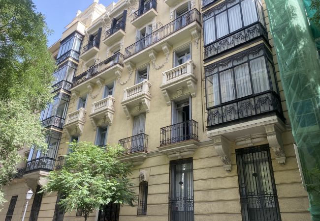 Apartment in Madrid - M (CAR19) Apartamento Almagro-Bilbao