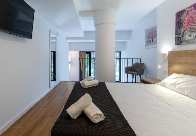 Apartment in Valencia / València - A (VA065) TH Alameda suites loft 3