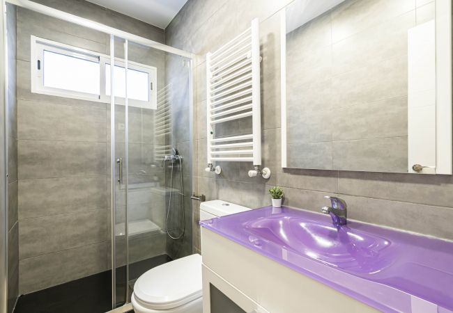 Chalet in Madrid - M (MIS57) Chalet Ciudad Lineal 3HH