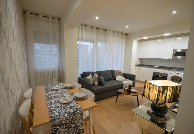 Apartment in Madrid - M (CAS224) Exclusivo Apartamento Plaza De Castilla