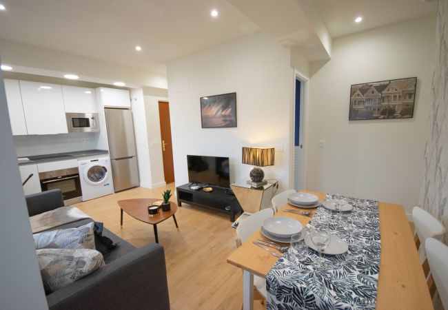 Apartment in Madrid - M (CAS224) Exclusivo Apartamento Plaza De Castilla