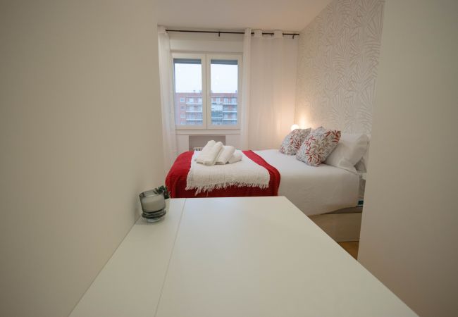 Apartment in Madrid - M (CAS224) Exclusivo Apartamento Plaza De Castilla