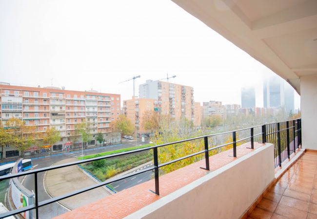 Apartment in Madrid - M (CAS224) Exclusivo Apartamento Plaza De Castilla