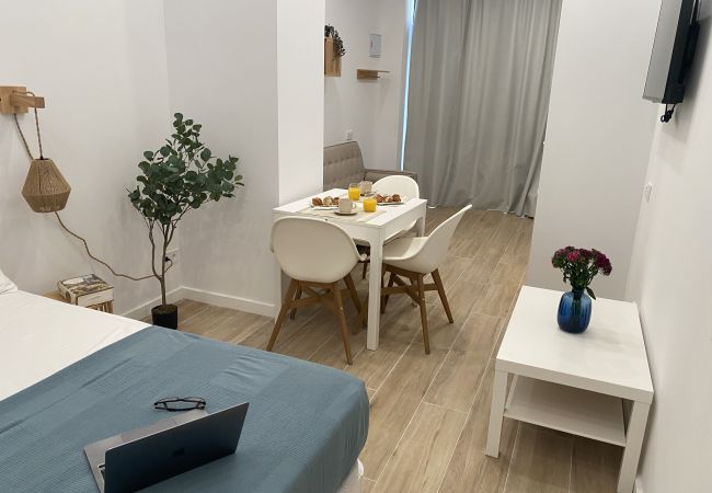 Apartment in Valencia / València - A (VA069.1) TH Cabanyal Loft 1