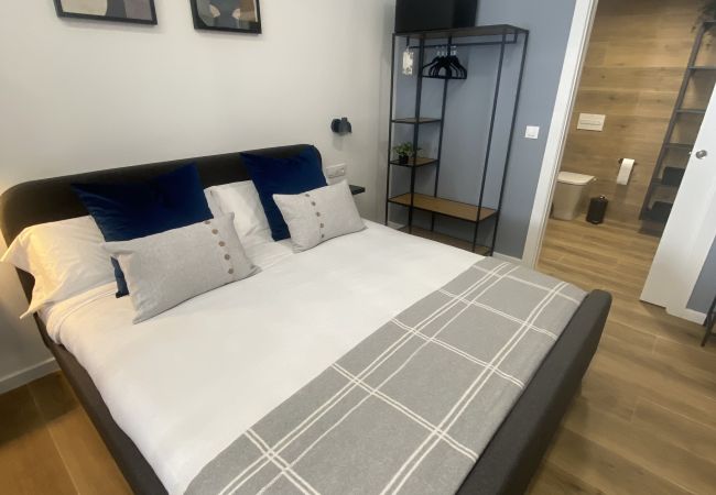 Apartment in Valencia / València - Travel Habitat Sant Isidre Suite