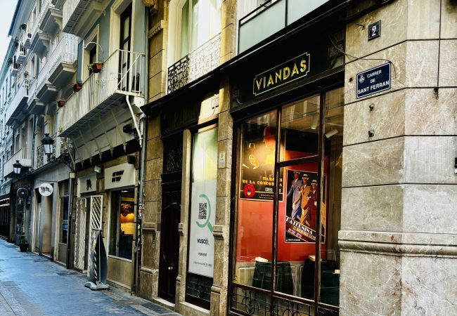 Apartment in Valencia / València - A (VA083) TH Lonja de la Seda
