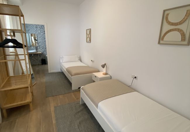 Apartment in Valencia / València - A (VA077-1) TH Bioparc con Terraza Apartment A