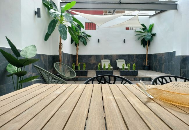 Apartment in Valencia / València - A (VA085) TH Ruzafa Green House Patio